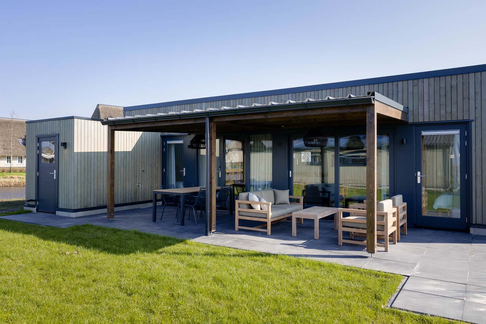 Lodge 16 | 4 pers incl. sloep (optioneel tegen extra kosten)