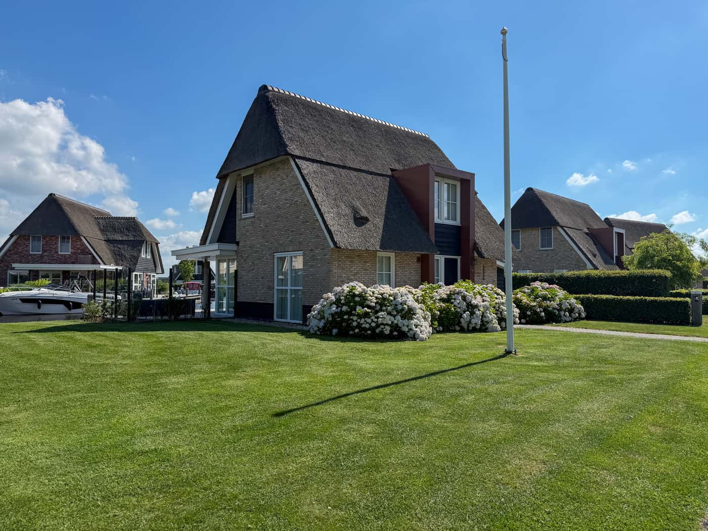 DB8 | 8 pers. Premium Watervilla
